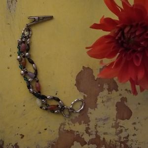 Lucky beaded bracelet with alligator clip